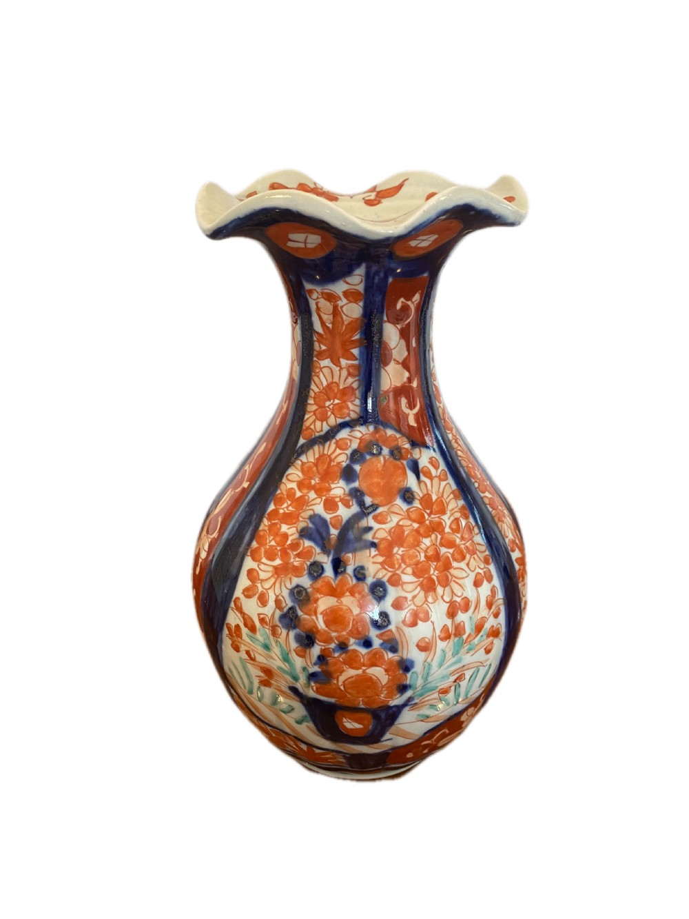 Quality Antique Japanese Imari Shaped Vase With A Shaped Top View II