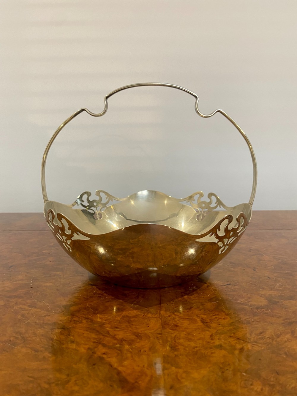 Antique Edwardian Quality Silver Plated Cake Tray