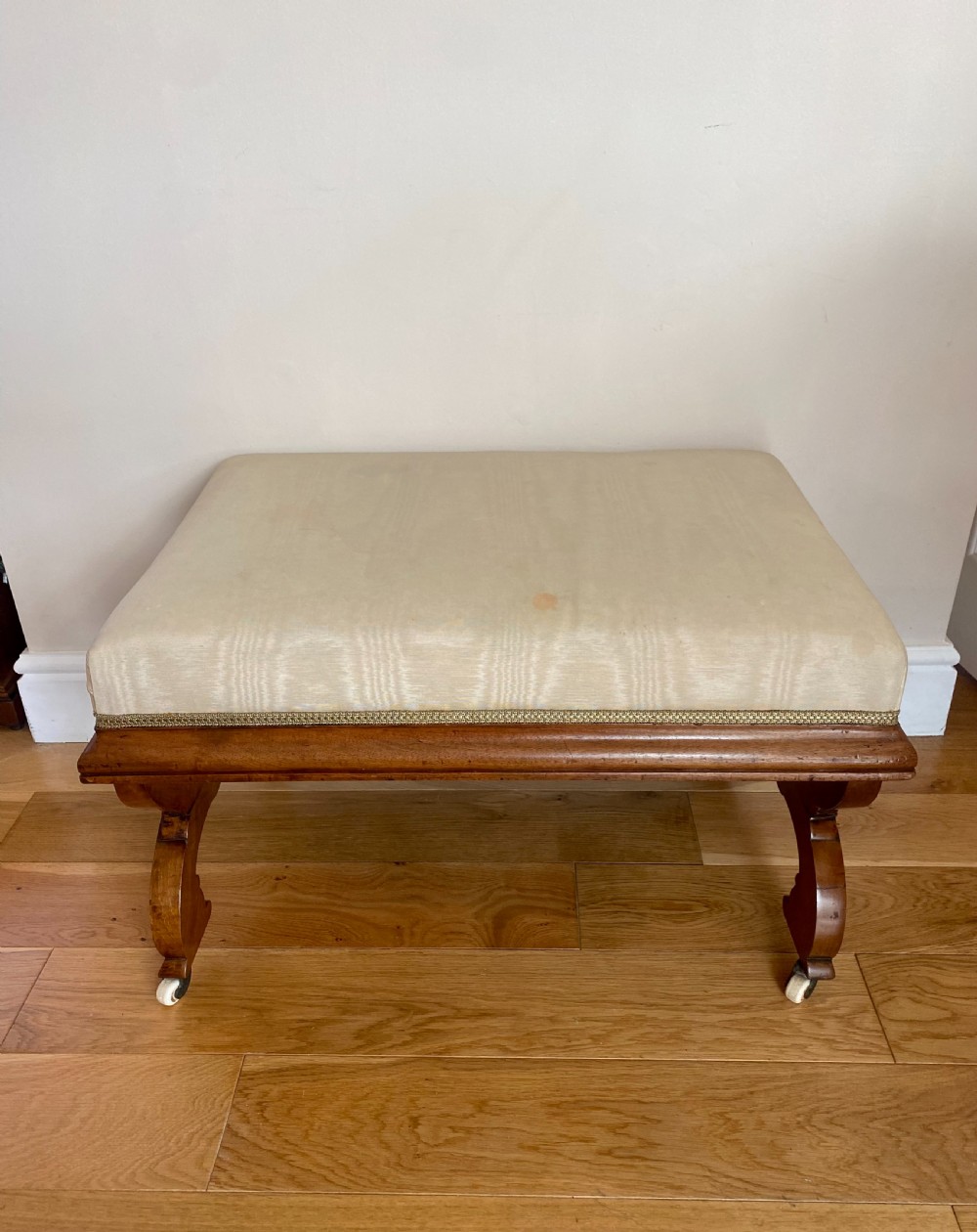 Antique Victorian Quality Walnut Stool  View VIII