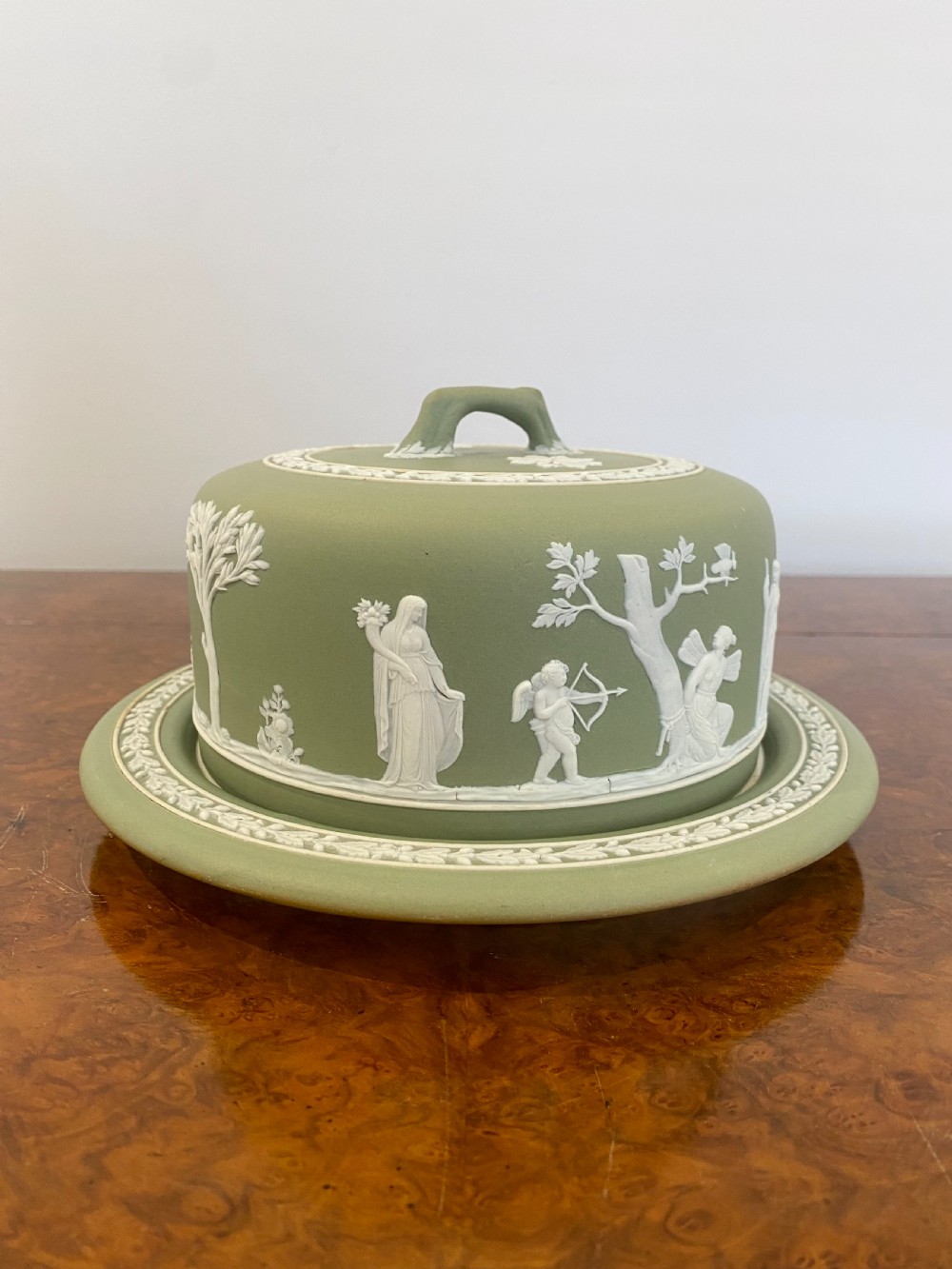 Antique Victorian Quality Wedgwood Jasperware Cheese Dish On A Stand