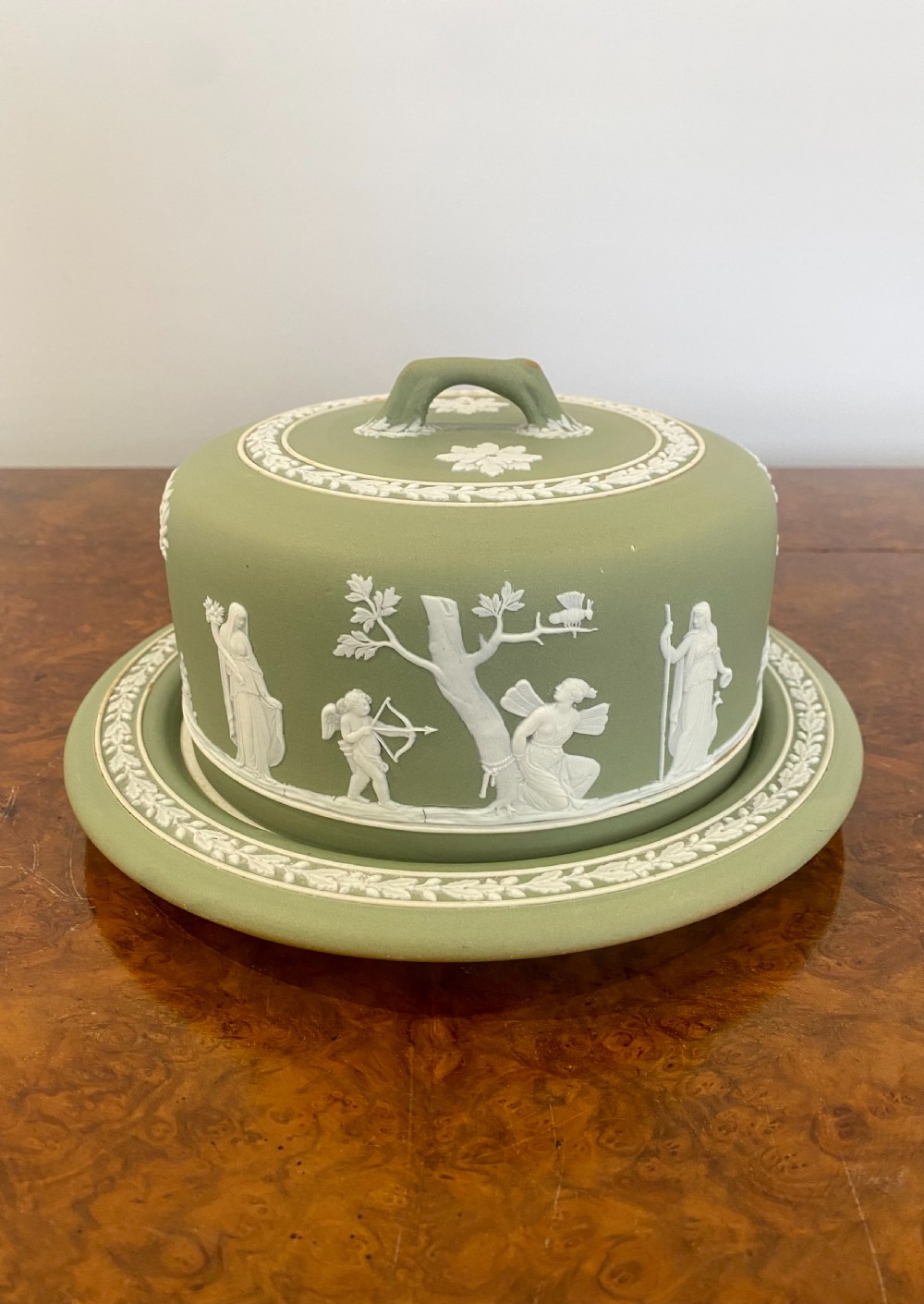 Antique Victorian Quality Wedgwood Jasperware Cheese Dish On A Stand View II