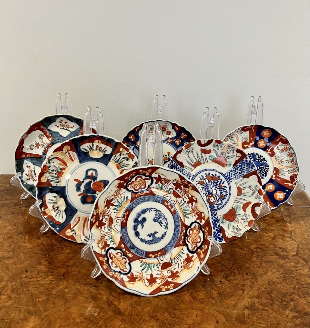 Wonderful collection of six antique Japanese imari plates 
