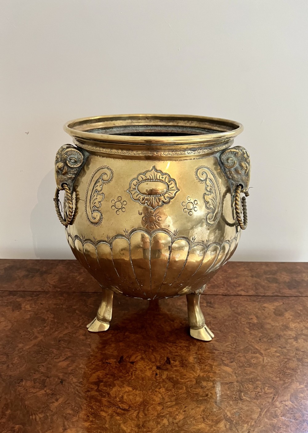 Quality large Antique Victorian Brass Jardiniere