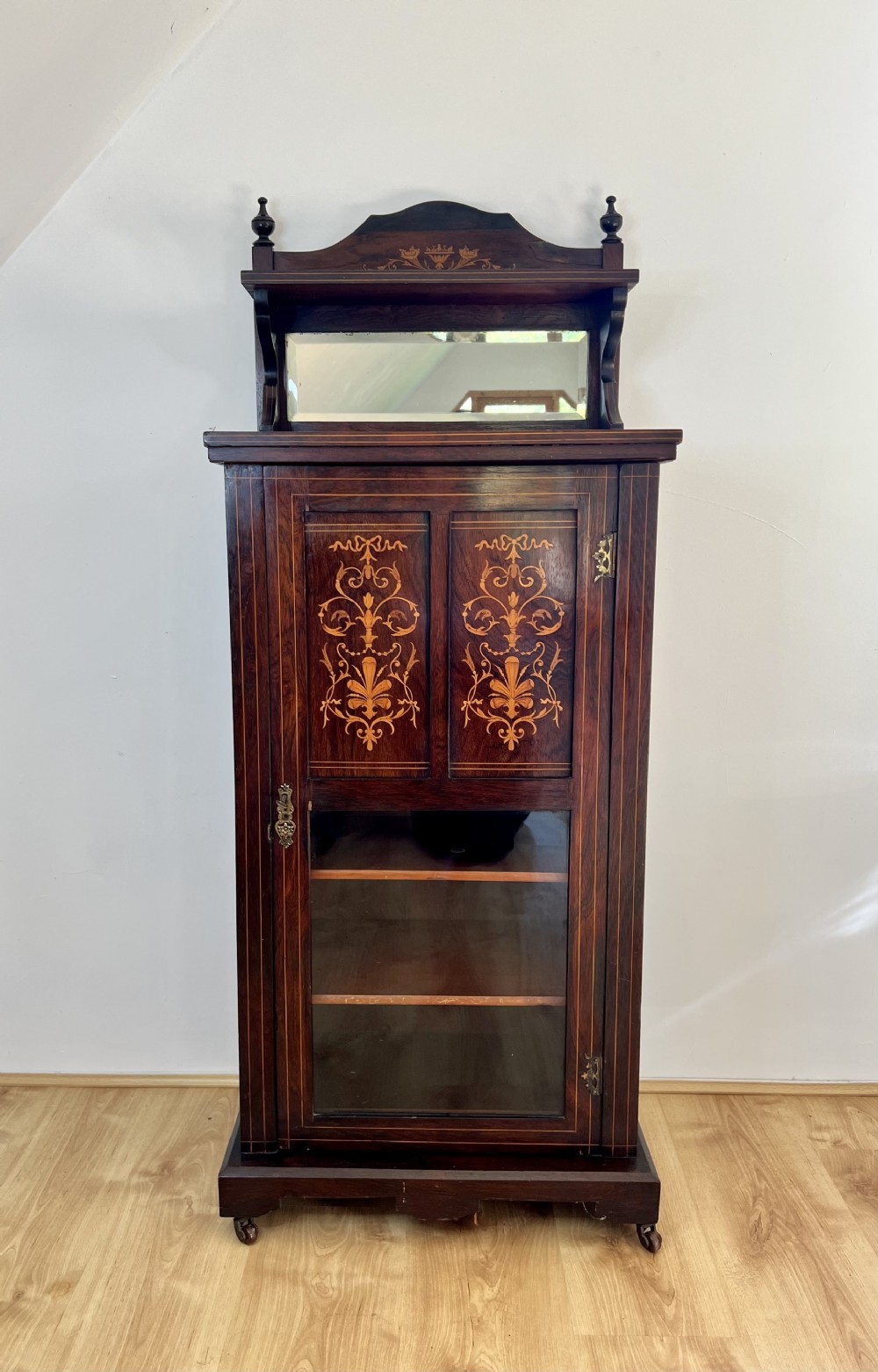 Antique Victorian quality inlaid rosewood side cabinet 