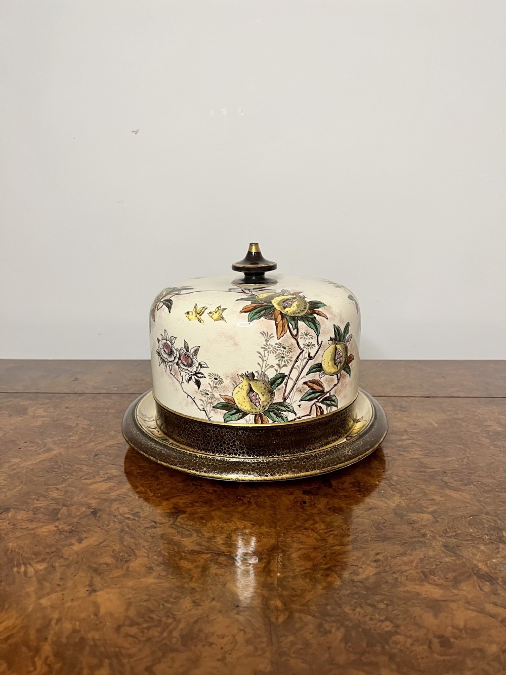 Quality antique Doulton Burslem cheese dish 