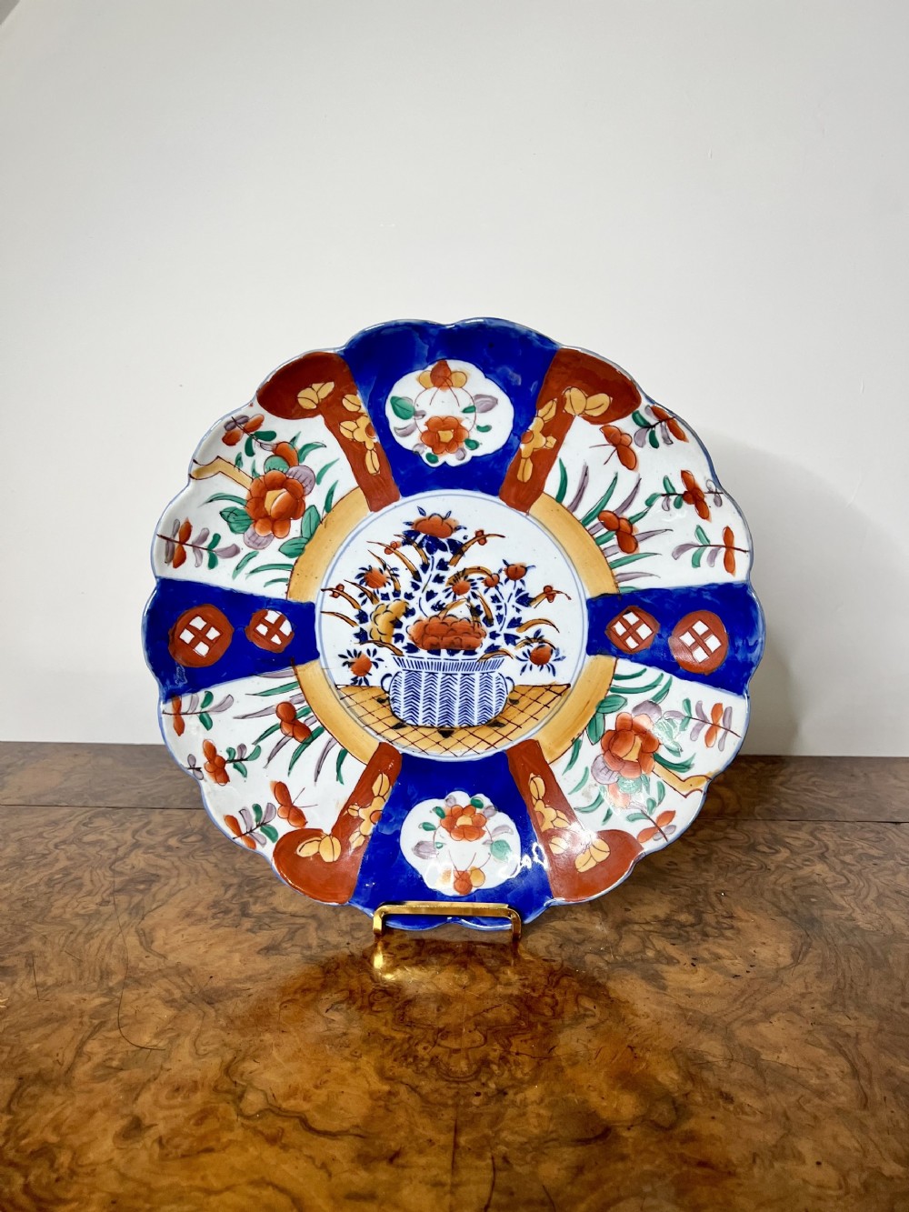 Lovely quality antique Japanese imari plate 