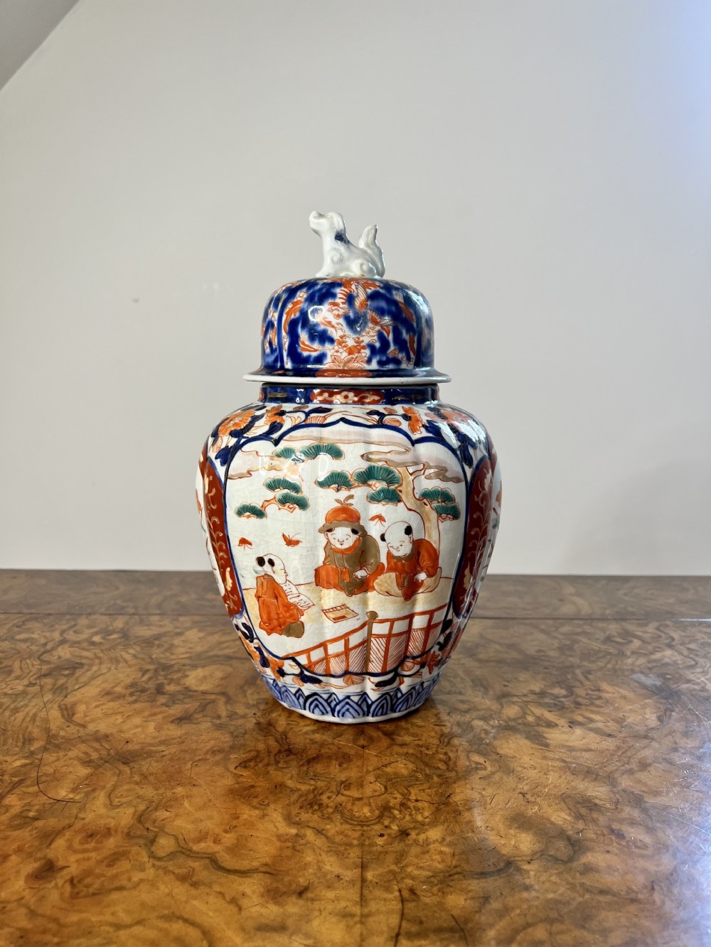 Antique Japanese imari lidded vase 