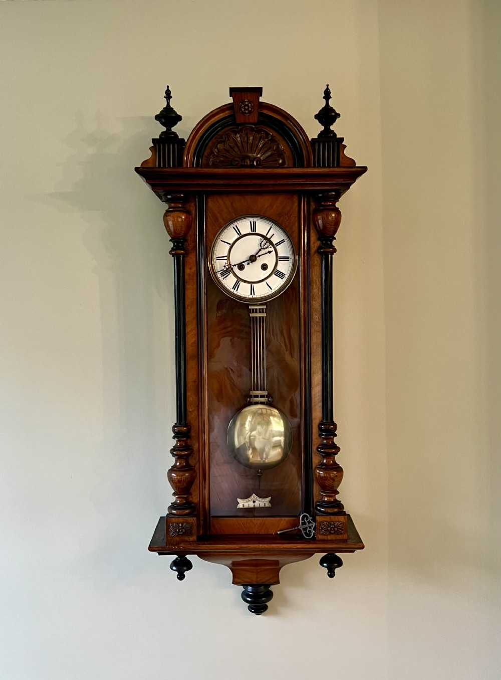 Stunning quality antique Victorian walnut Vienna wall clock