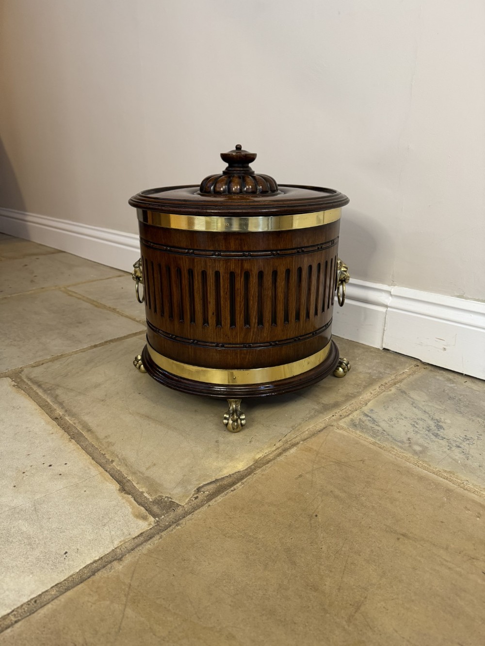 Antique George III quality mahogany circular lidded champagne cooler 