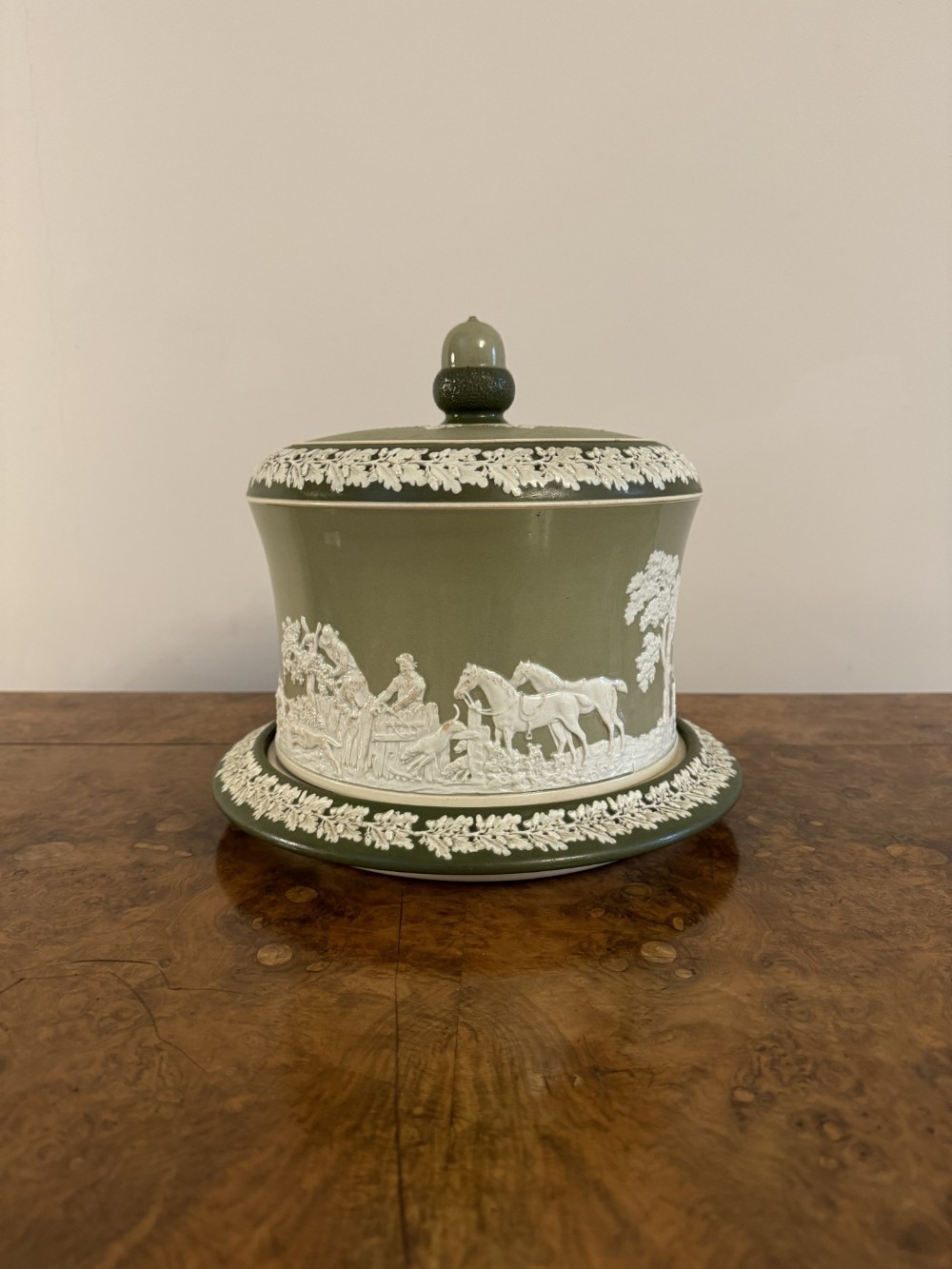 Large antique Edwardian quality W&R Carlton ware cheese dish 