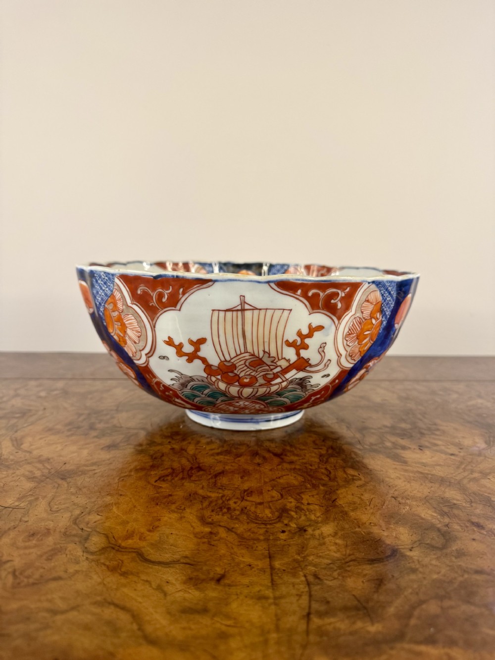 Unusual quality antique Japanese imari bowl 