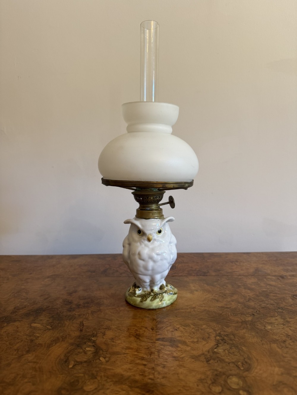 Lovely quality antique Victorian porcelain owl oil lamp