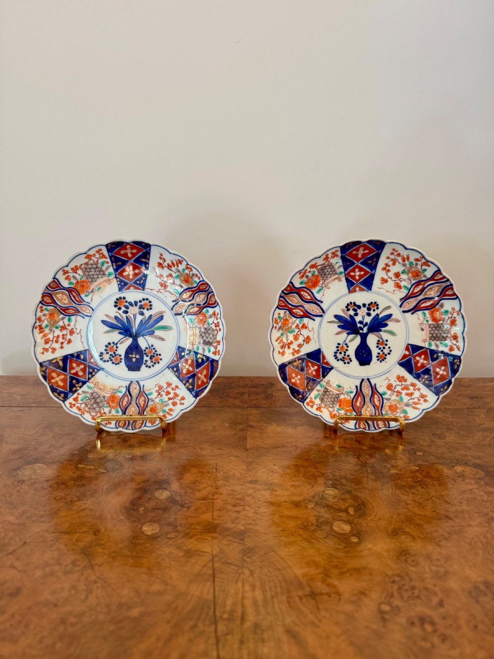 Lovely quality pair of antique Japanese Imari plates  View III