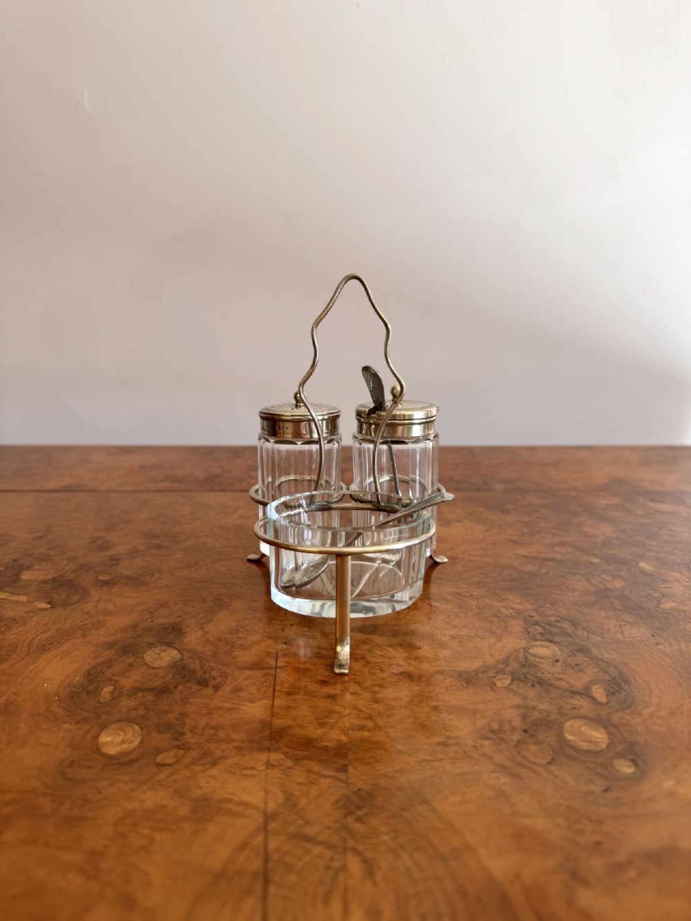 Elegant quality antique Edwardian cruet set 