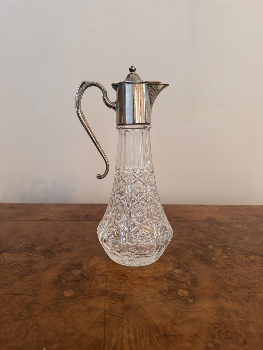 Quality antique Edwardian silver plated claret jug 