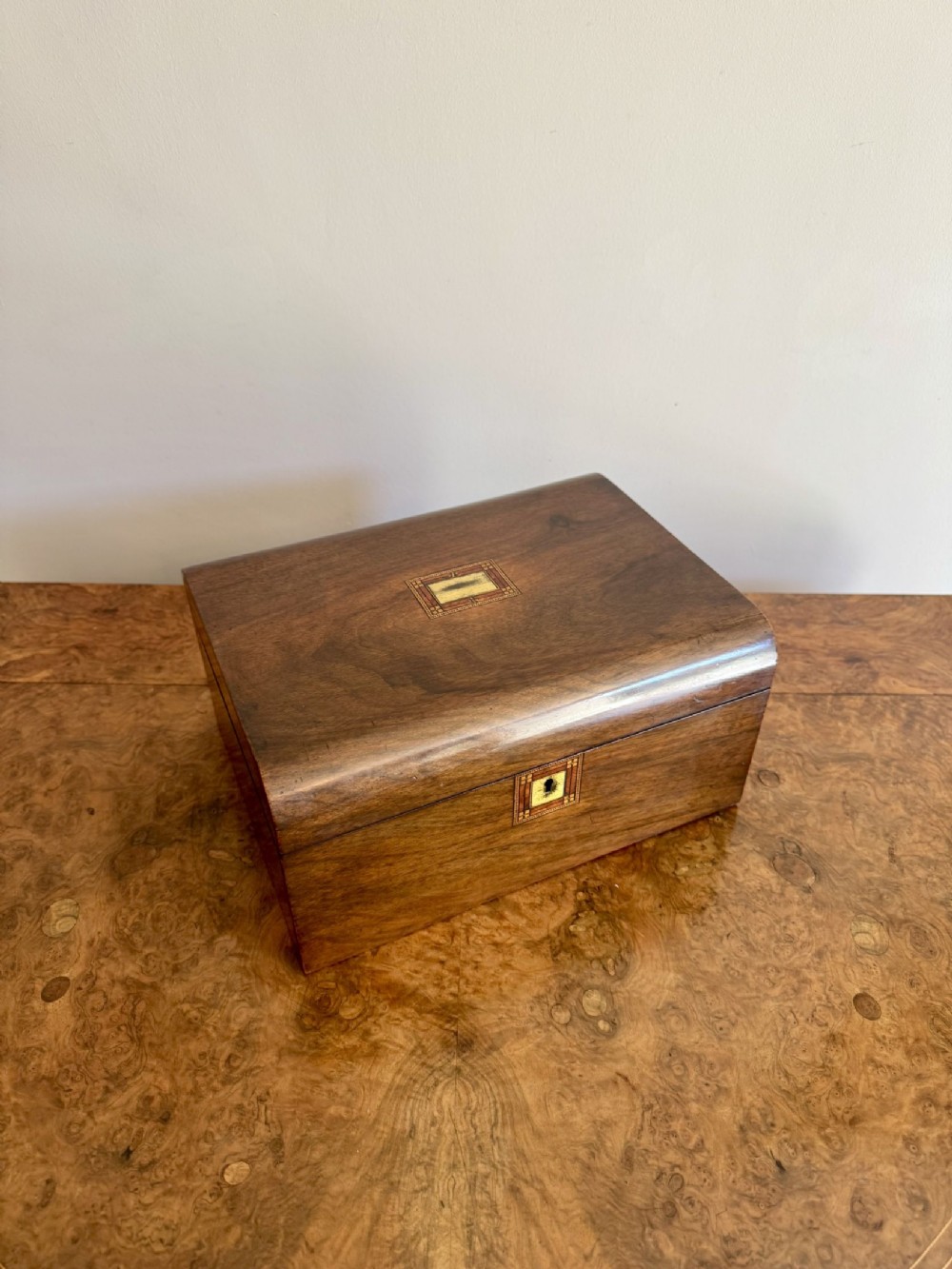 Quality antique Victorian walnut sewing box 