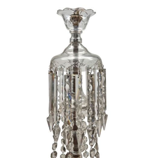AN ENGLISH TWELVE LIGHT CUT GLASS CHANDELIER - ADDITIONAL PHOTO 4
