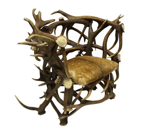 A PAIR OF LARGE SCOTTISH TROPHY ARMCHAIRS - ADDITIONAL PHOTO 3