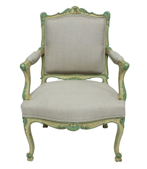 A PAIR OF 1930'S PAINTED LOUIS XV STYLE ARMCHAIRS - ADDITIONAL PHOTO 1