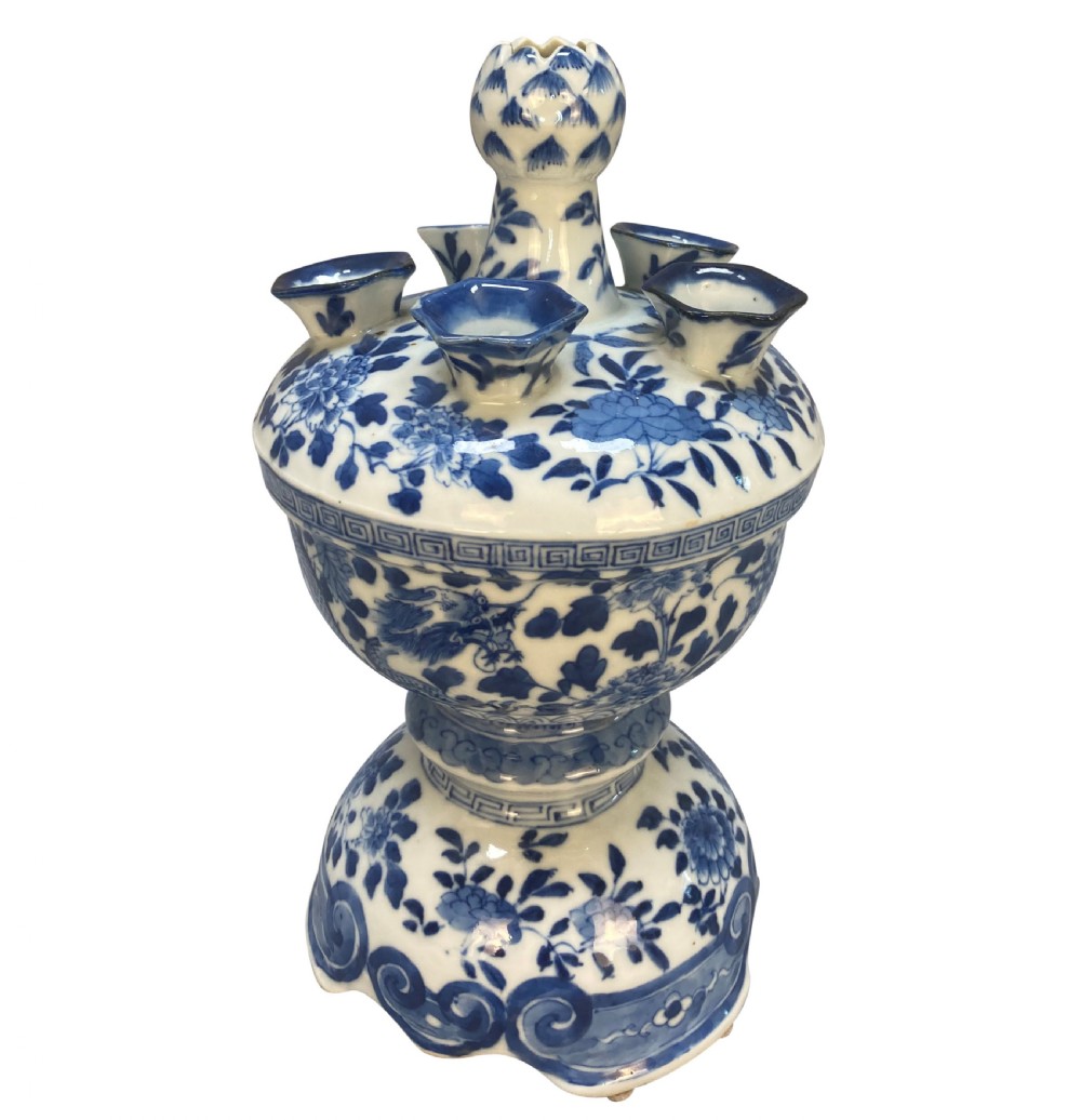 A blue and white Chinese porcelain tulipiere featuring floral and dragon underglaze motifs with multiple spout apertures surrounding a central finial. View VI
