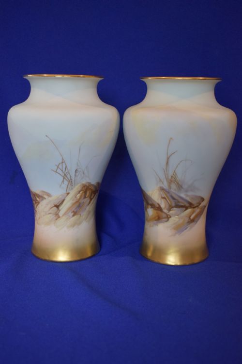 ROYAL WORCESTER PAIR OF VASES SIGNED W POWELL - ADDITIONAL PHOTO 1