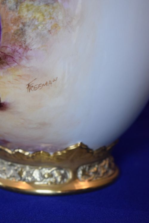 ROYAL WORCESTER PAINTED FRUIT 3 PIECE POT POUR SIGNED FREEMAN - ADDITIONAL PHOTO 4