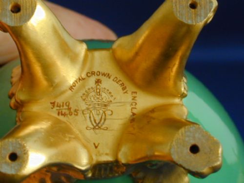 ROYAL CROWN DERBY VASE AND COVER SIGNED LEROY - ADDITIONAL PHOTO 5