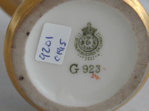 ROYAL WORCESTER VASE DECORATED HIGHLAND CATTLE BY H STINTON - ADDITIONAL PHOTO 3