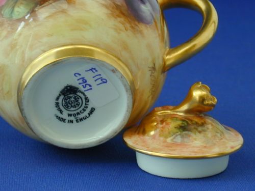 ROYAL WORCESTER MINIATURE FRUIT PAINTED TEAPOT - ADDITIONAL PHOTO 3
