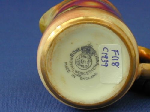ROYAL WORCESTER MINIATURE FRUIT PAINTED JUG - ADDITIONAL PHOTO 4