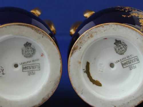 ROYAL WORCESTER PAIR OF VASES SIGNED CHIVERS - ADDITIONAL PHOTO 6