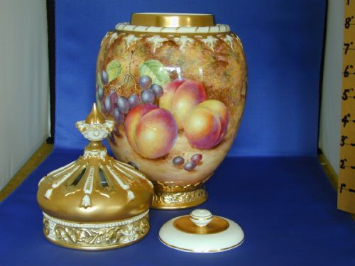 ROYAL WORCESTER POT POURRI VASE SIGNED FREEMAN - ADDITIONAL PHOTO 2