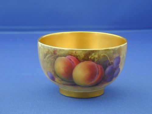 Royal Worcester Fruit Decorated Sugar Bowl by a Shuck