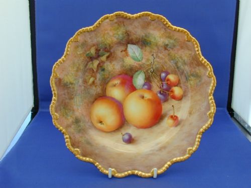 royal worcester fruit painted 9 dessert plate by freeman - CATEGORY: ANTIQUE PLATES - DATED 1950