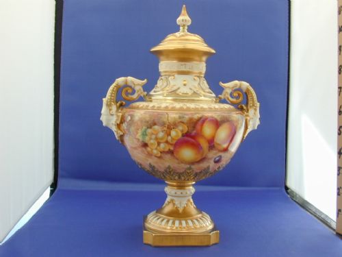 ROYAL WORCESTER VASE AND COVER FRUIT PAINTED BY FREEMAN - ADDITIONAL PHOTO 1