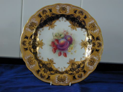ROYAL WORCESTER SET OF 6 FRUIT DECORATED DESSERT PLATES - ADDITIONAL PHOTO 1