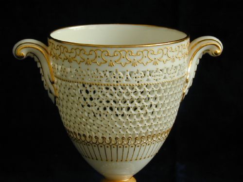 ROYAL WORCESTER RETICULATED VASE AND COVER SIGNED GEORGE OWEN - ADDITIONAL PHOTO 3