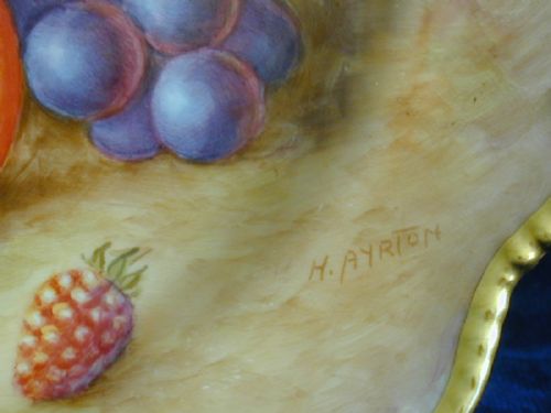 ROYAL WORCESTER STAR EDGE FRUIT DECORATED DESSERT PLATE BY AYRTON - ADDITIONAL PHOTO 1