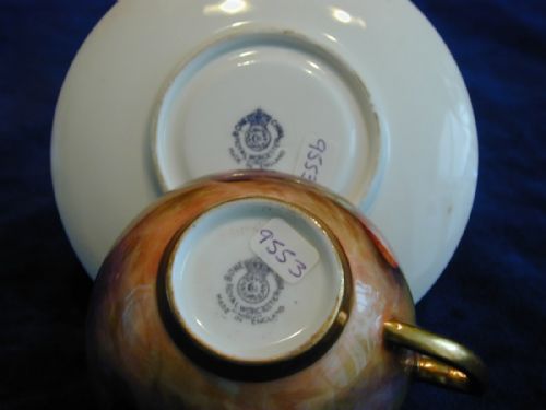 ROYAL WORCESTER MEDIUM SIZE CUP AND SAUCER DECORATED FRUIT INSIDE AND OUTSIDE - ADDITIONAL PHOTO 3