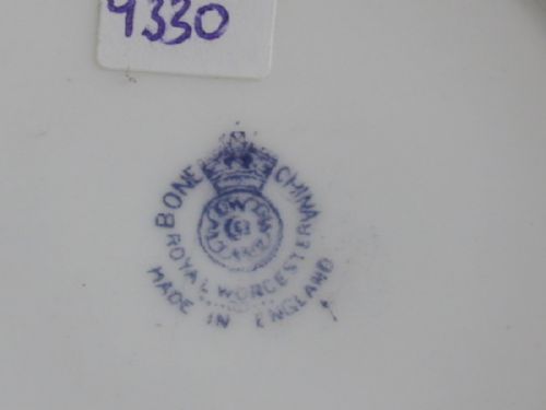 ROYAL WORCESTER FRUIT DECORATED MINIATURE TEA PLATE - ADDITIONAL PHOTO 1