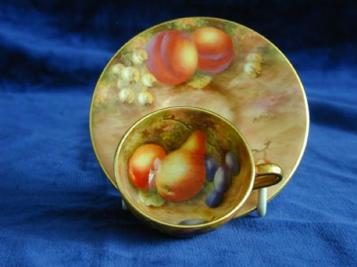 ROYAL WORCESTER MINIATURE FRUIT PAINTED CUP AND SAUCER - ADDITIONAL PHOTO 1
