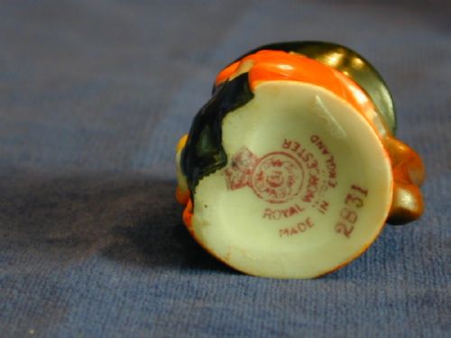 ROYAL WORCESTER MINIATURE TOBY JUG - ADDITIONAL PHOTO 2