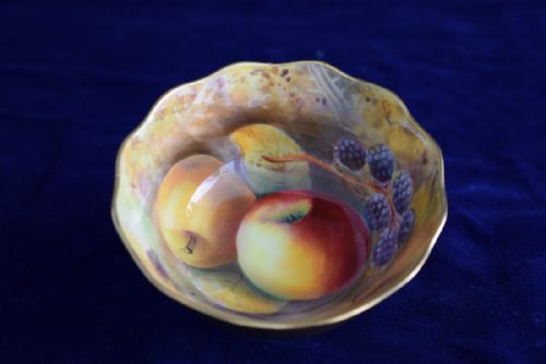 Royal Worcester Fruit Decorated Sugar Bowl Signed R Austin