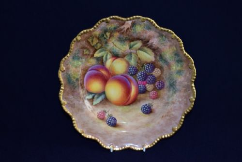 royal worcester dessert plate fruit decorated by ayrton - CATEGORY: ANTIQUE CERAMICS - DATED 1960