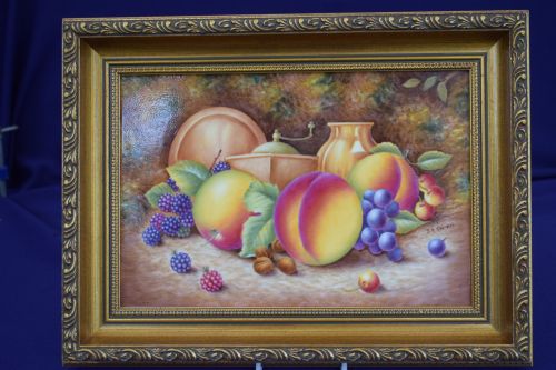 royal worcester fruit painted plaque by da shinnie - CATEGORY: ANTIQUE CERAMICS - DATED 1960