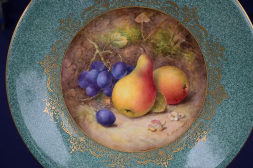 ROYAL WORCESTER FRUIT PAINTED CABINET PLATE SIGNED SEBRIGHT - ADDITIONAL PHOTO 1