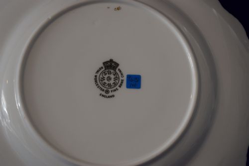 ROYAL WORCESTER PAINTED FRUIT PLATE BY AYRTON - ADDITIONAL PHOTO 2