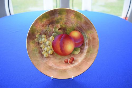 royal worcester fruit painted tea plate signed h ayrton - CATEGORY: ANTIQUE PLATES - DATED 1930