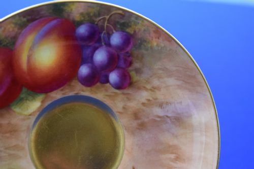 ROYAL WORCESTER FRUIT PAINTED CUP AND SAUCER - ADDITIONAL PHOTO 3