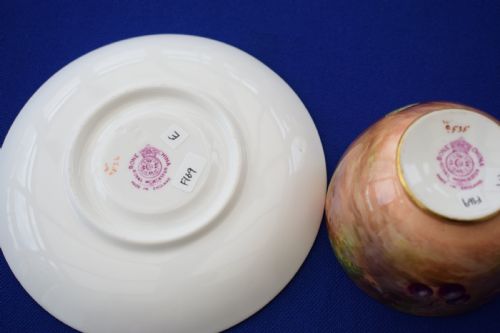 ROYAL WORCESTER FRUIT PAINTED CUP AND SAUCER - ADDITIONAL PHOTO 4